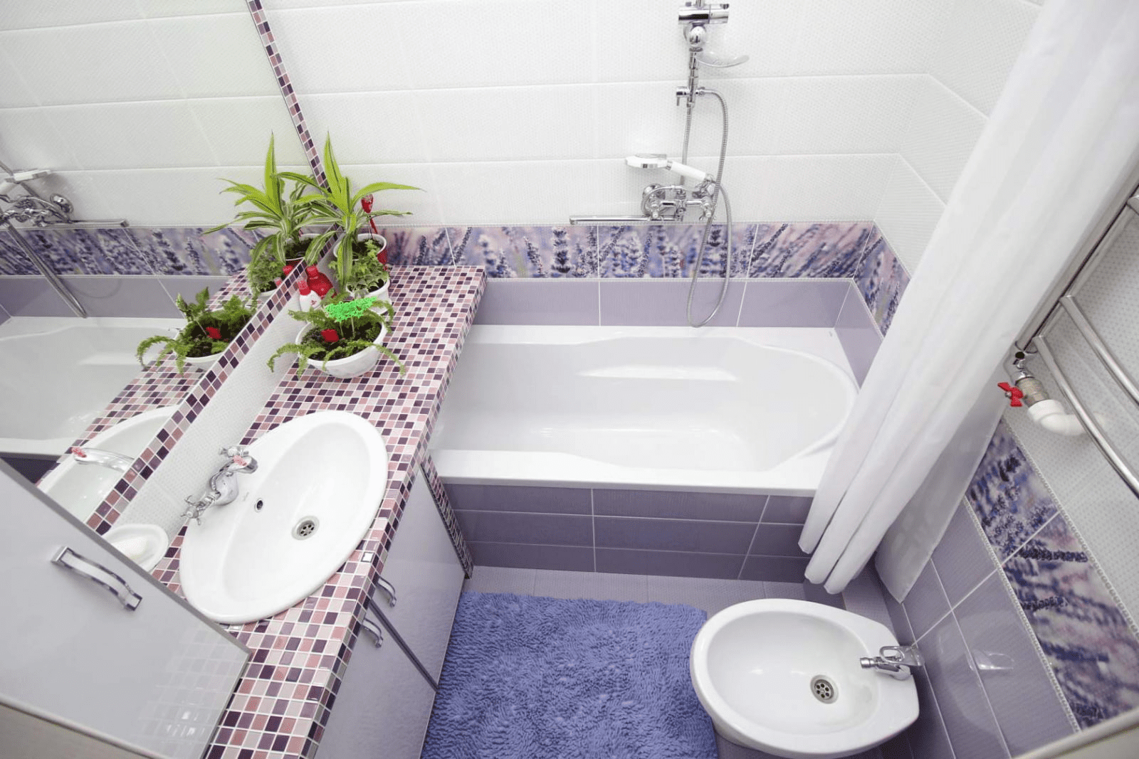 Дизайн ванной комнаты маленького размера без туалета: гармоничное сочетание практичности с красотой в фото-идеях