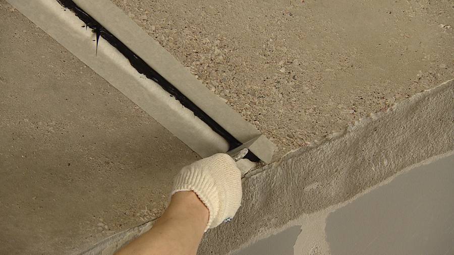 Как заделать стыки плит перекрытия на потолке
